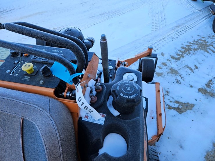 #182-•-scag-stand-up-zero-turn-mower-image-17