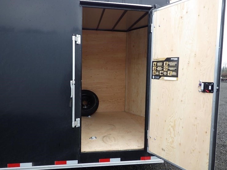 2026-royal-larct52-826v-86-t/a-enclosed-trailer-image-13