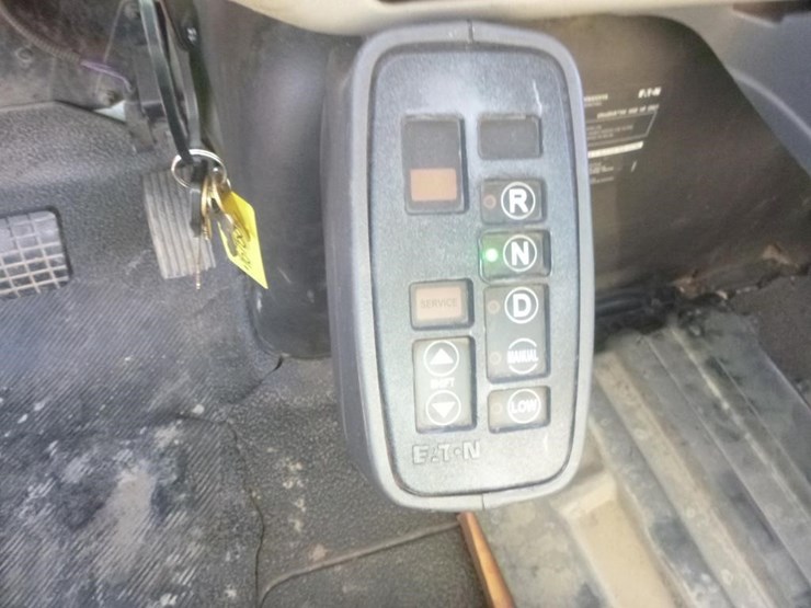 2012-international-durastar-4300-image-15