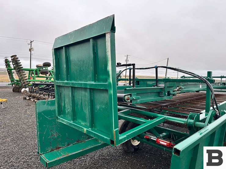 2022-willsie-2-row-sweet-potato-harvester---moses-lake,-wa-image-8