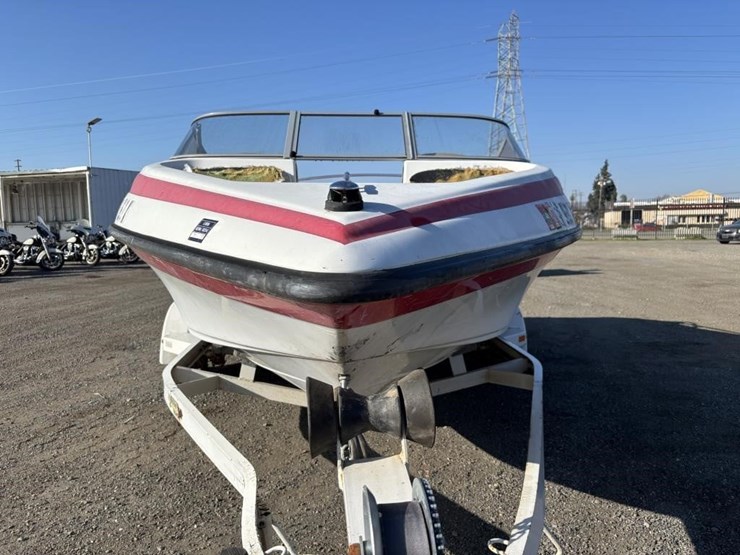 2002-unknown-trailer-image-6