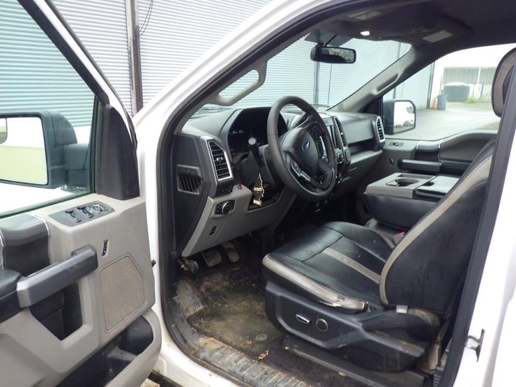 2016-ford-f150-image-5