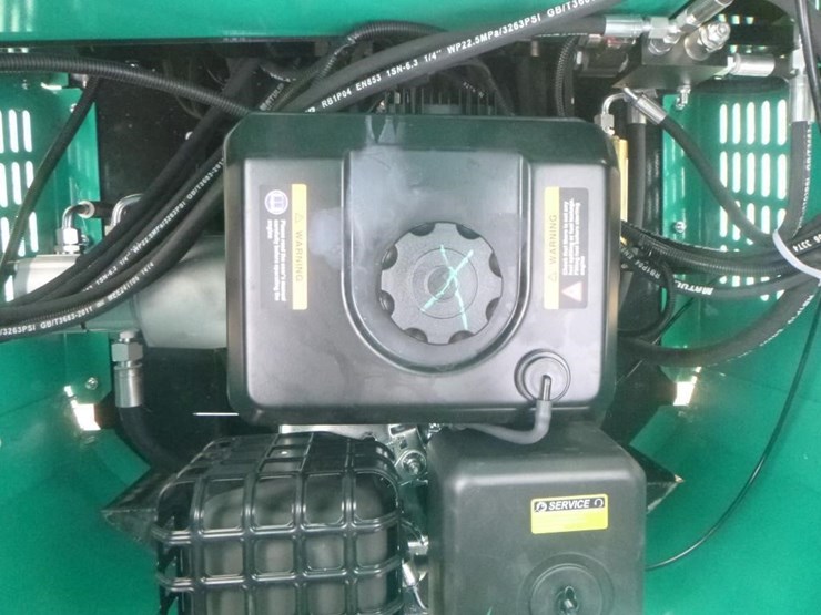 2025-agt-h15r-hydraulic-excavator-image-24