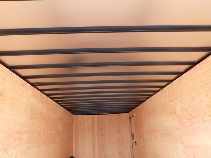 2026-royal-larct52-826v-86-t/a-enclosed-trailer-image-11