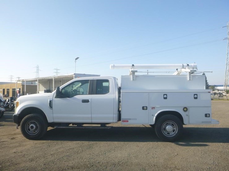 2017-ford-f350-image-5