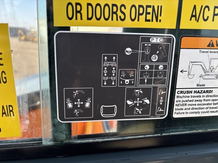 2016-mustang-800z-image-31