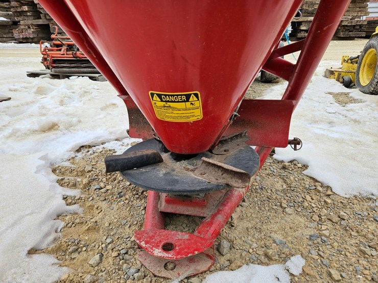 #127-•-cosmo-3pt-cone-spreader,-seeder-image-5