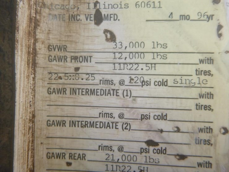 1997-international-4700-image-22