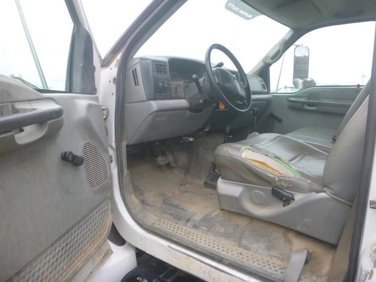 2008-ford-f650-image-12