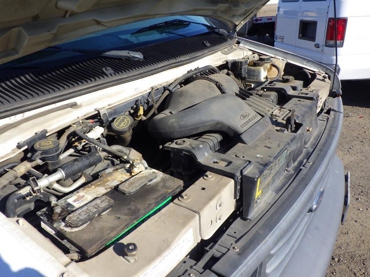 2006-ford-econoline-350-image-11