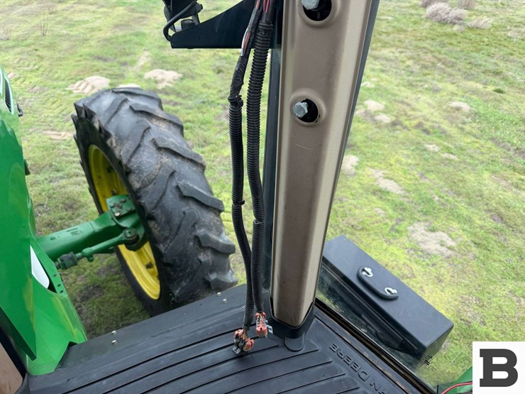 2004-john-deere-7920-image-92