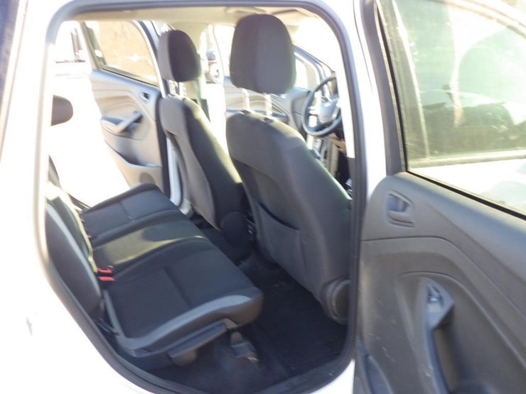 2014-ford-escape-image-8