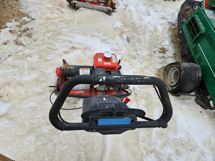 #105-•-jacobsen-walk-behind-greens-mower-image-4