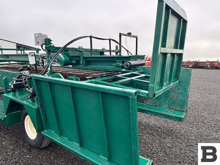 2022-willsie-2-row-sweet-potato-harvester---moses-lake,-wa-image-24