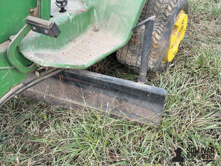 john-deere-140-image-13