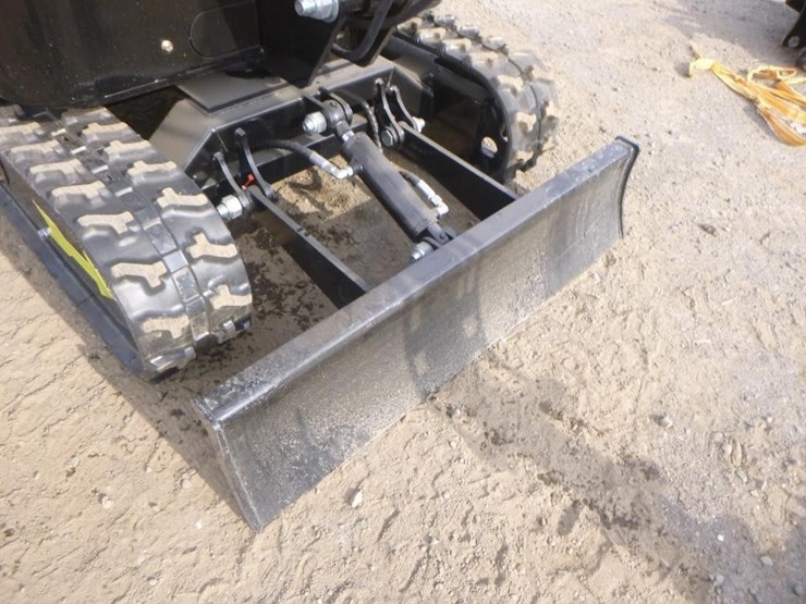 2026-vicsec-vc15-hydraulic-excavator-image-16