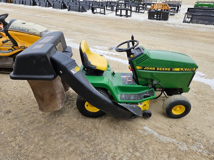 john-deere-lx176-image-6