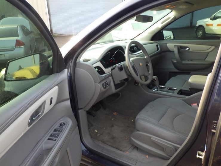 2015-chevrolet-traverse-image-5