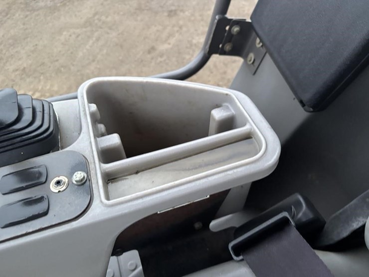 2013-volvo-sd75-image-28