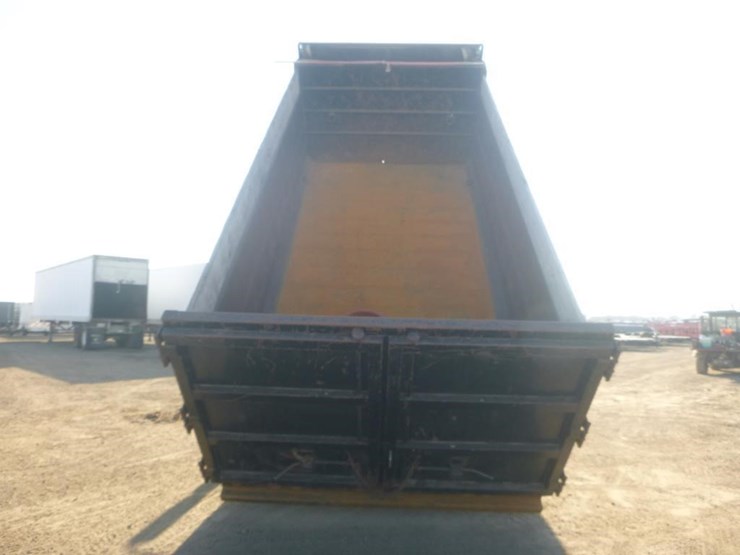 2012-international-durastar-4300-image-9