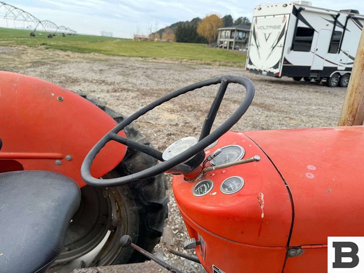 massey-ferguson-65-image-30