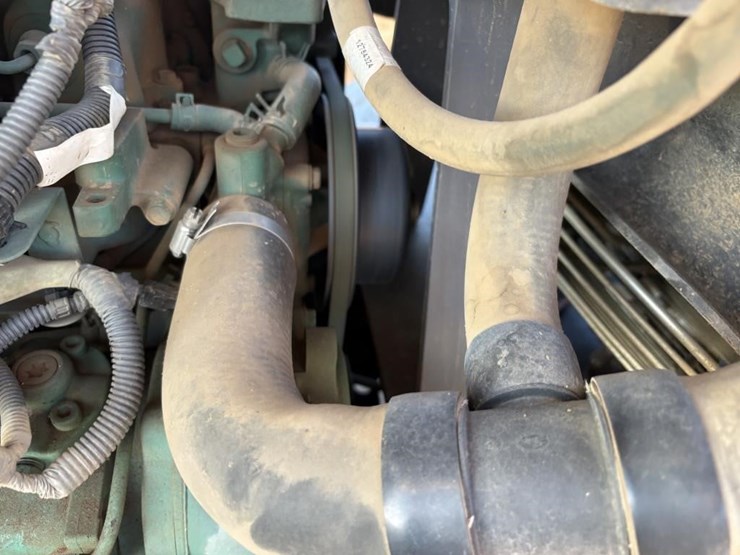 2013-volvo-sd75-image-38