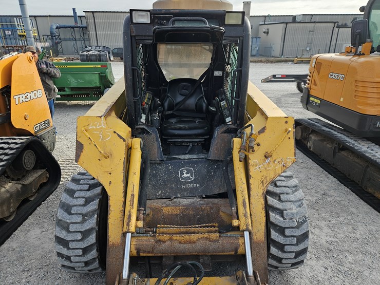 2006-john-deere-325-image-4