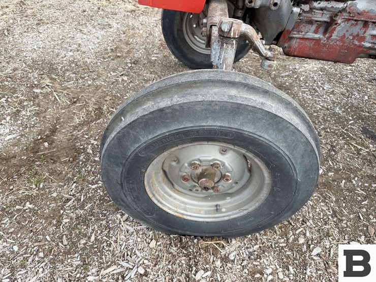 massey-ferguson-65-image-12