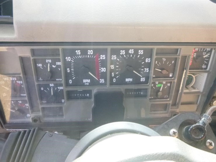 2001-international-4900-image-9