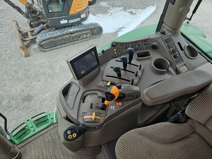 2017-john-deere-6155r-image-8