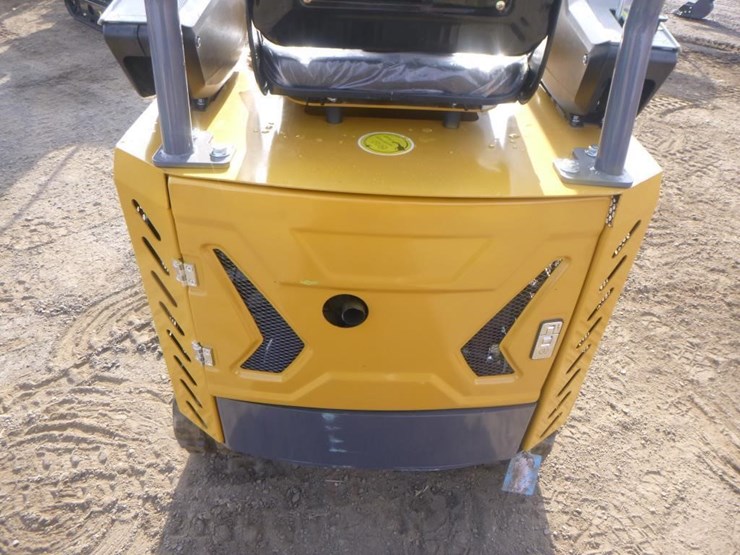 agt-mx12rx-hydraulic-excavator-image-17