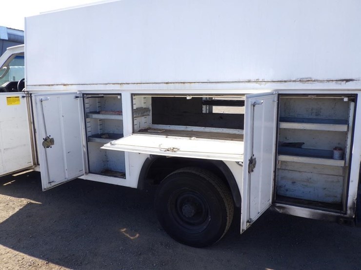 2012-utility-van-image-7