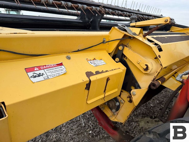 2010-new-holland-2010-image-16