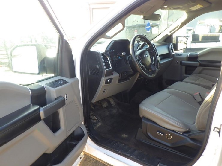 2016-ford-f150-image-5