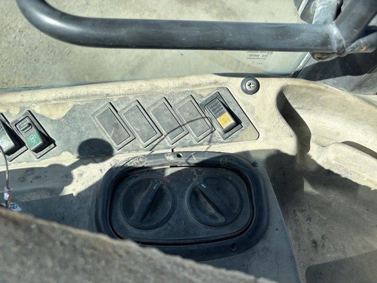 case-21e-wheel-loader-image-27