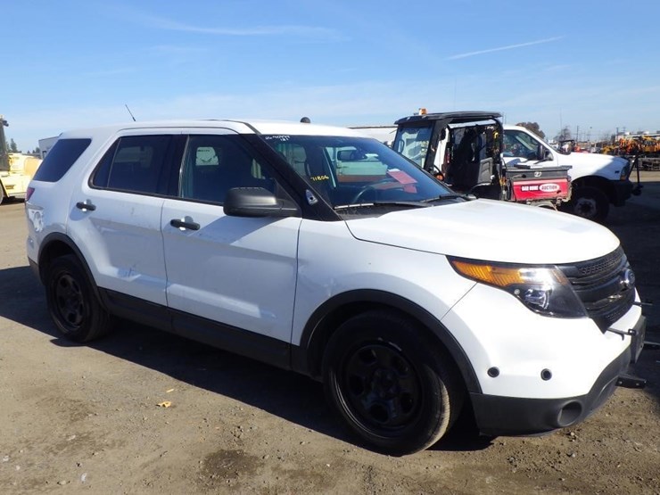 2014-ford-explorer-image-2