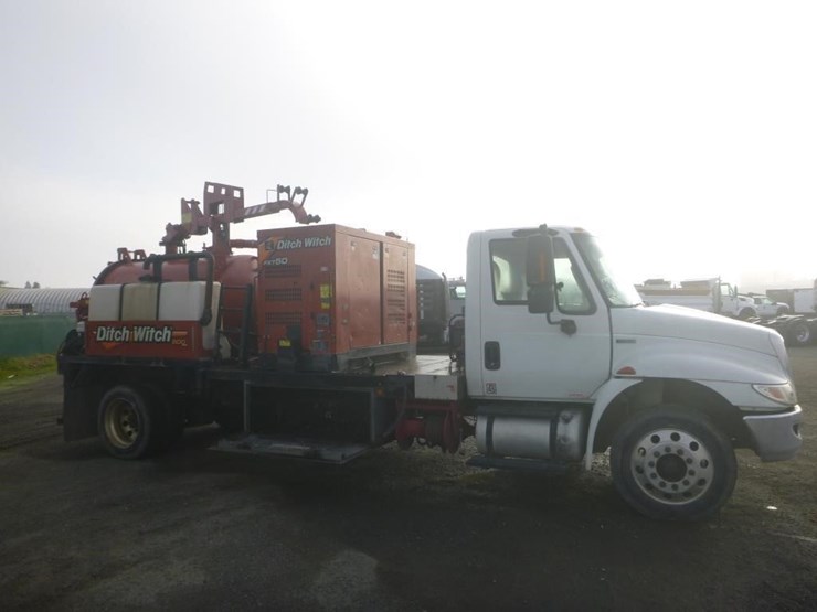 2015-international-durastar-4300-image-12