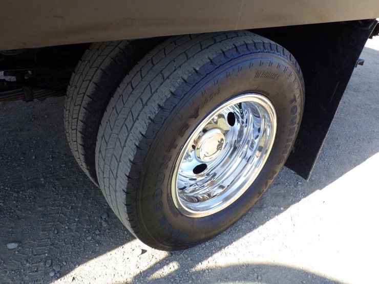 2016-ford-f350-image-13