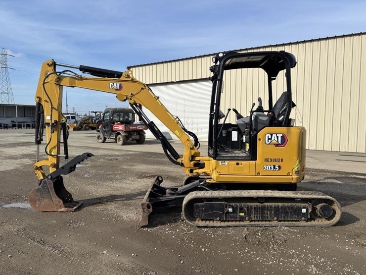 2022-caterpillar-303.5-image-5