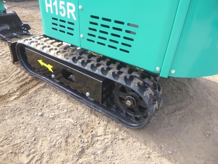 2025-agt-h15r-hydraulic-excavator-image-27