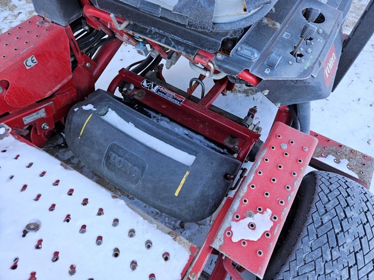 toro-greensmaster-3150-image-12