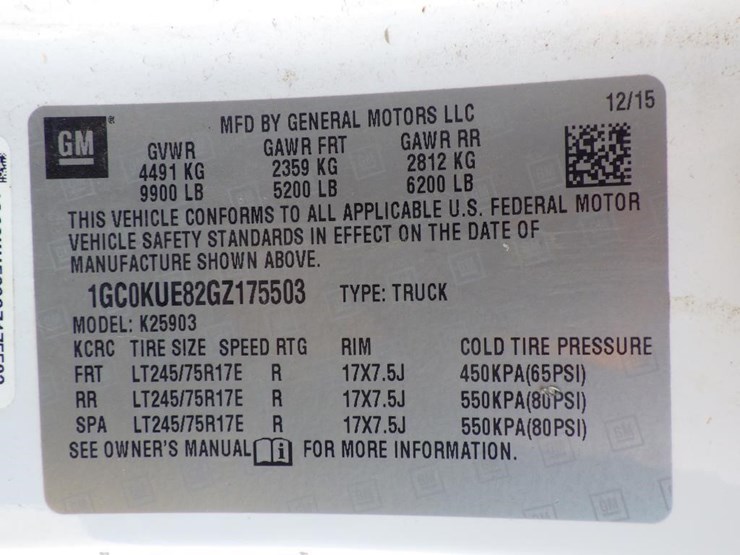 2016-chevrolet-2500hd-image-16