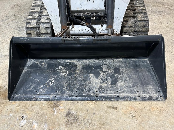 2022-bobcat-t870-image-9