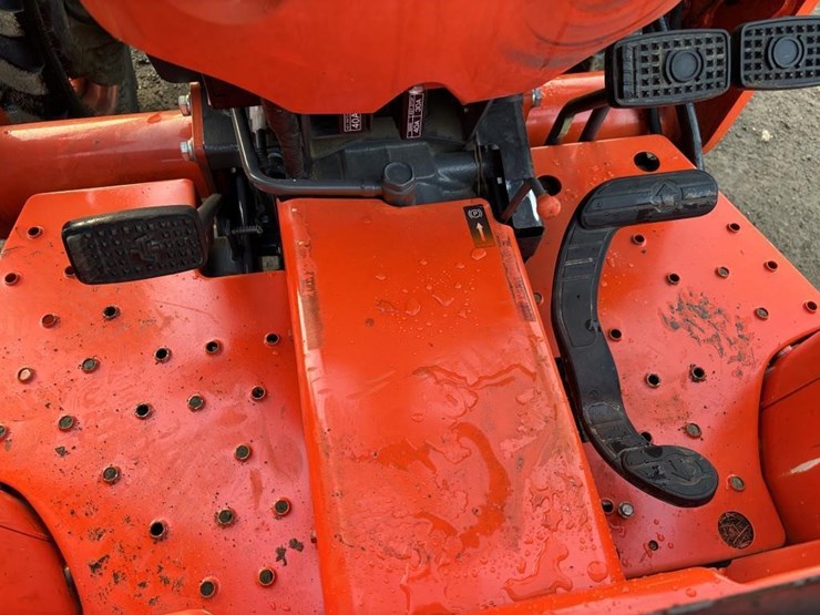 2018-kubota-l2501d-image-34