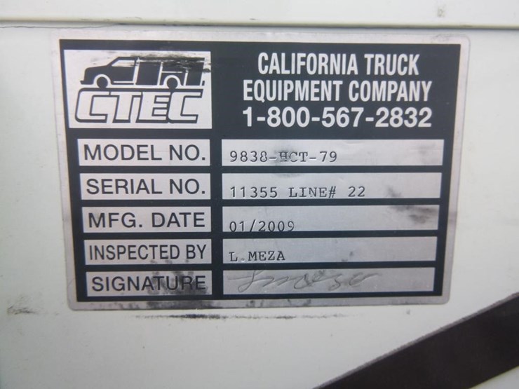 2009-chevrolet-3500hd-image-18