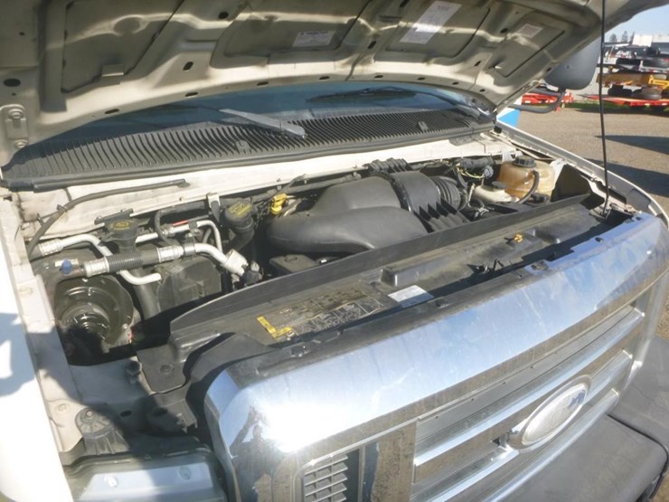 2014-ford-e450-image-10