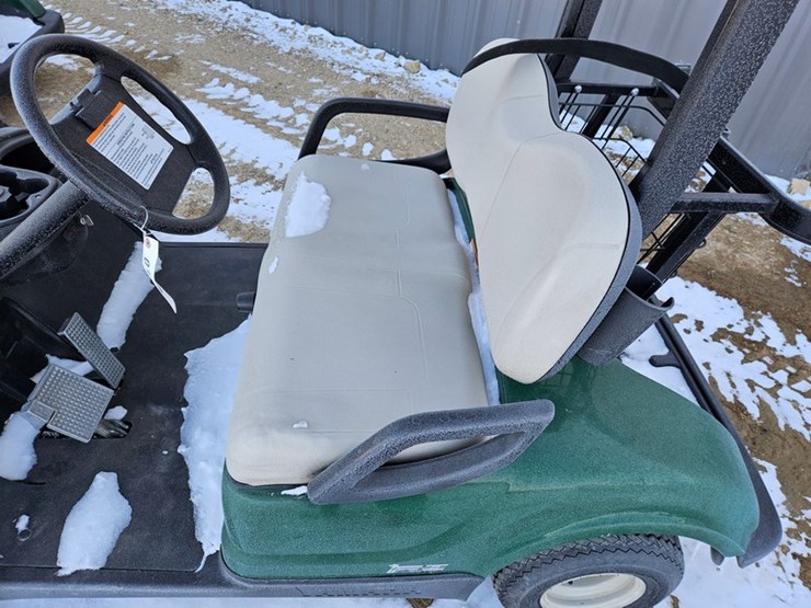 #170-•-yamaha-gas-golf-cart-image-11