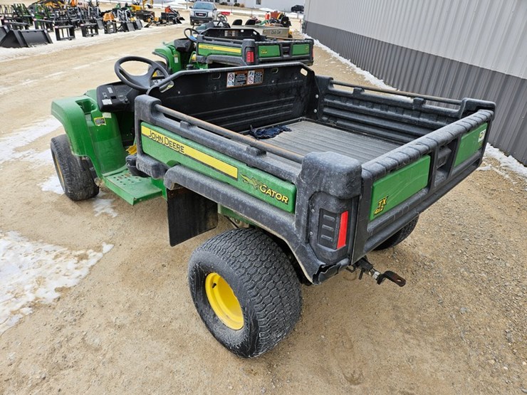 john-deere-tx-4x2-image-3
