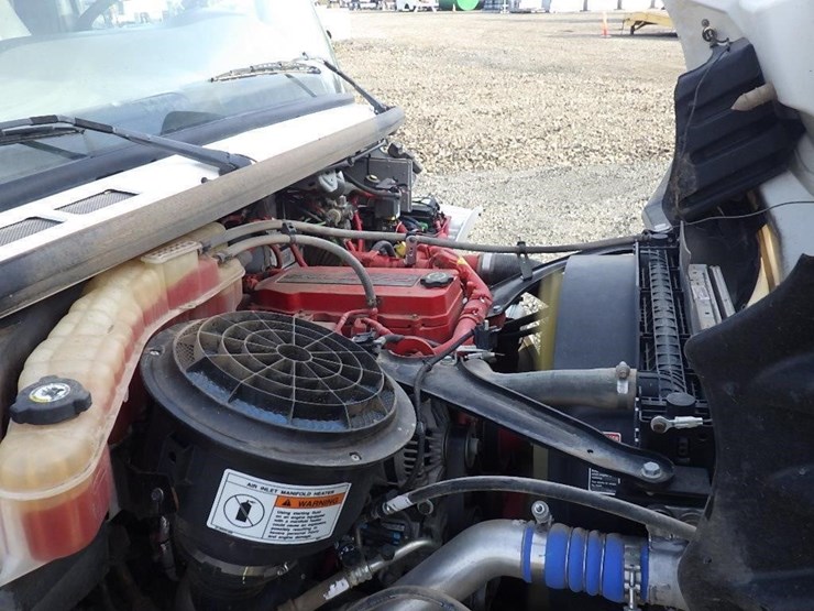 2017-freightliner-m2-s/a-water-truck-image-16