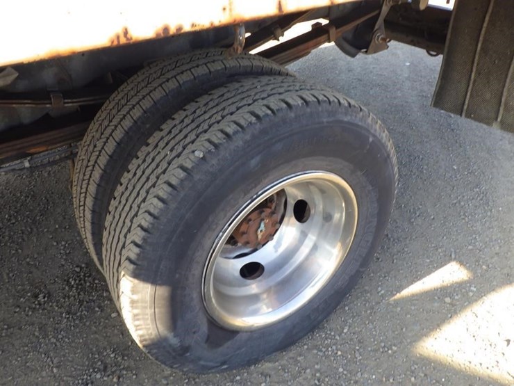 1999-dodge-ram-3500-image-14